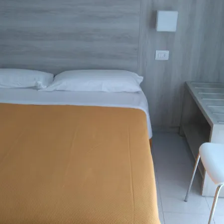 Szálloda Monti Rimini