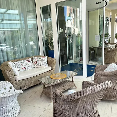 Monti Hotel Rimini